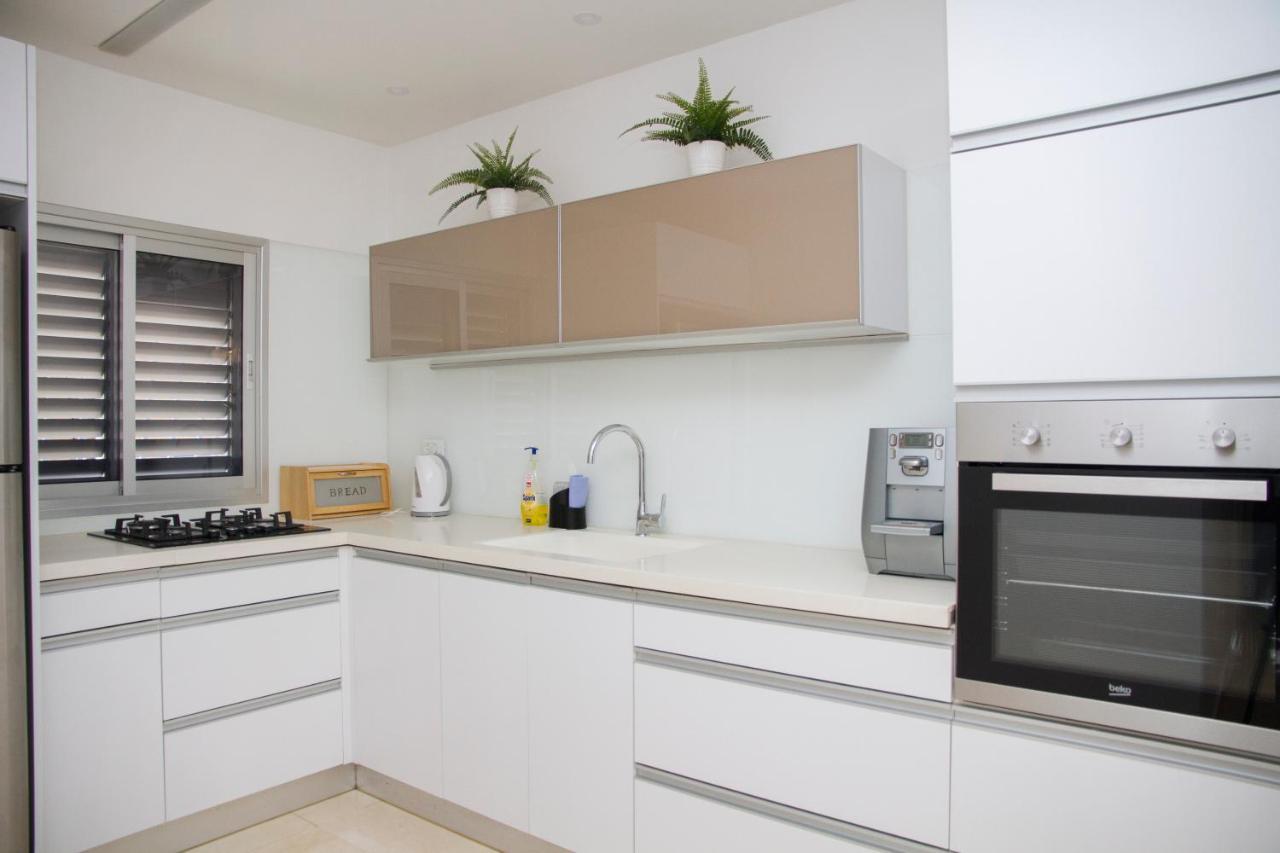 Apartments4You Etsel 巴特亚姆 外观 照片